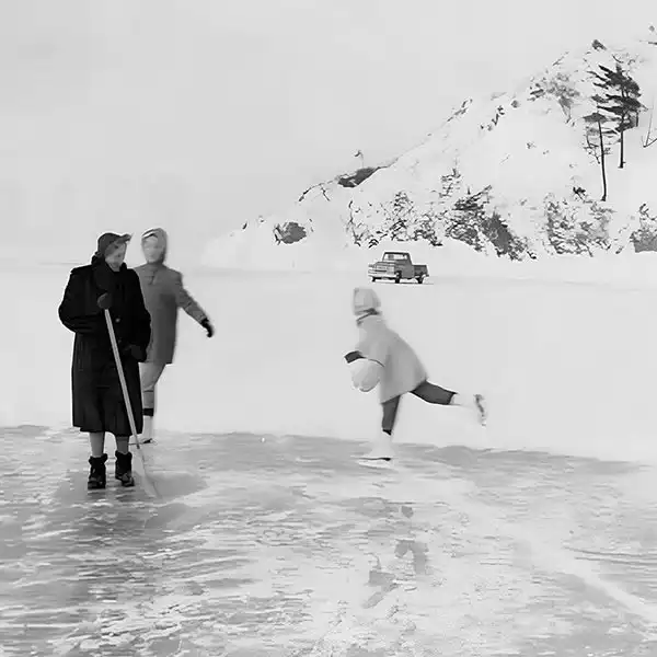 About Oma Gerhild - skating as a child